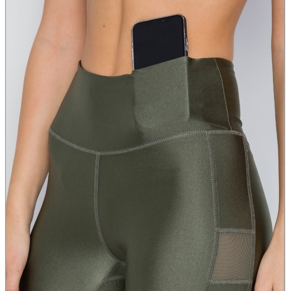 💣2/$20💣 Phone Pocket Capri Active Legging - Picture 4 of 7